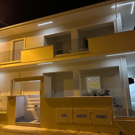 White B&B Pagliare Εξωτερικό φωτογραφία